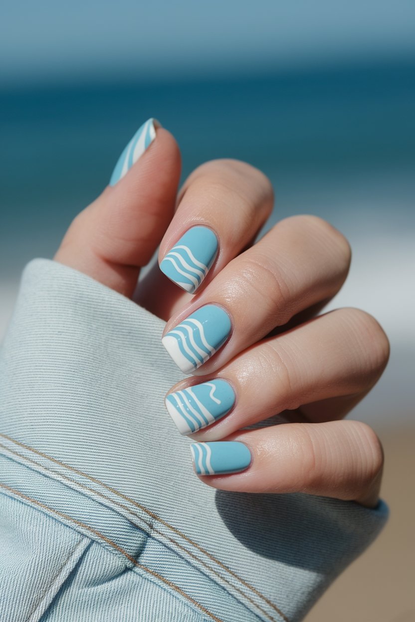 nail art inspired by ocean