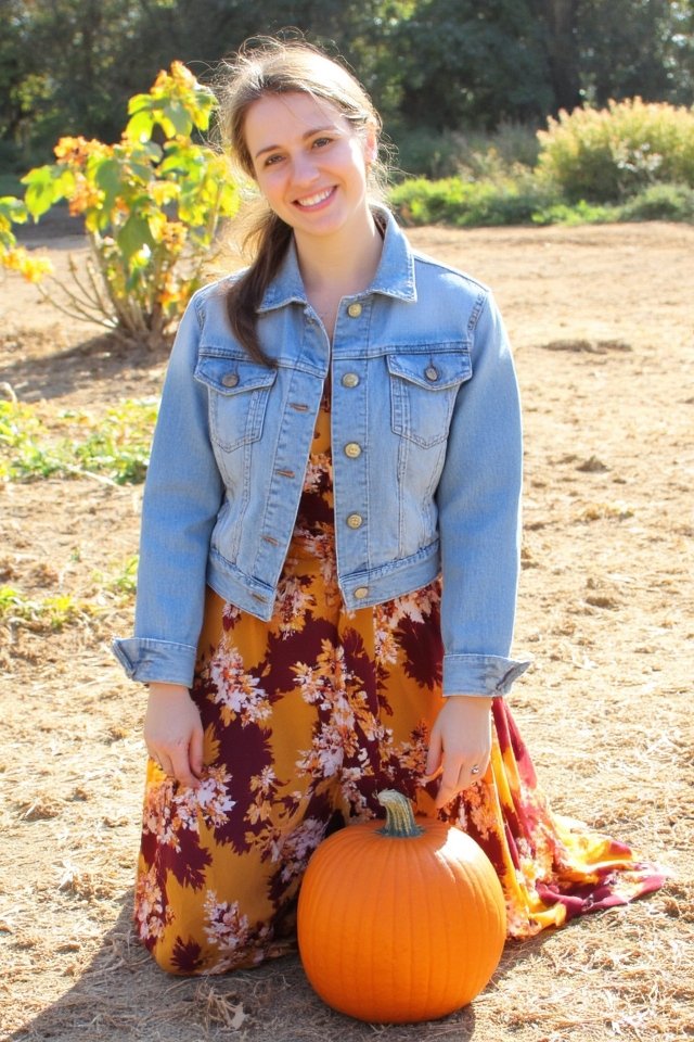 chic midi dress combination