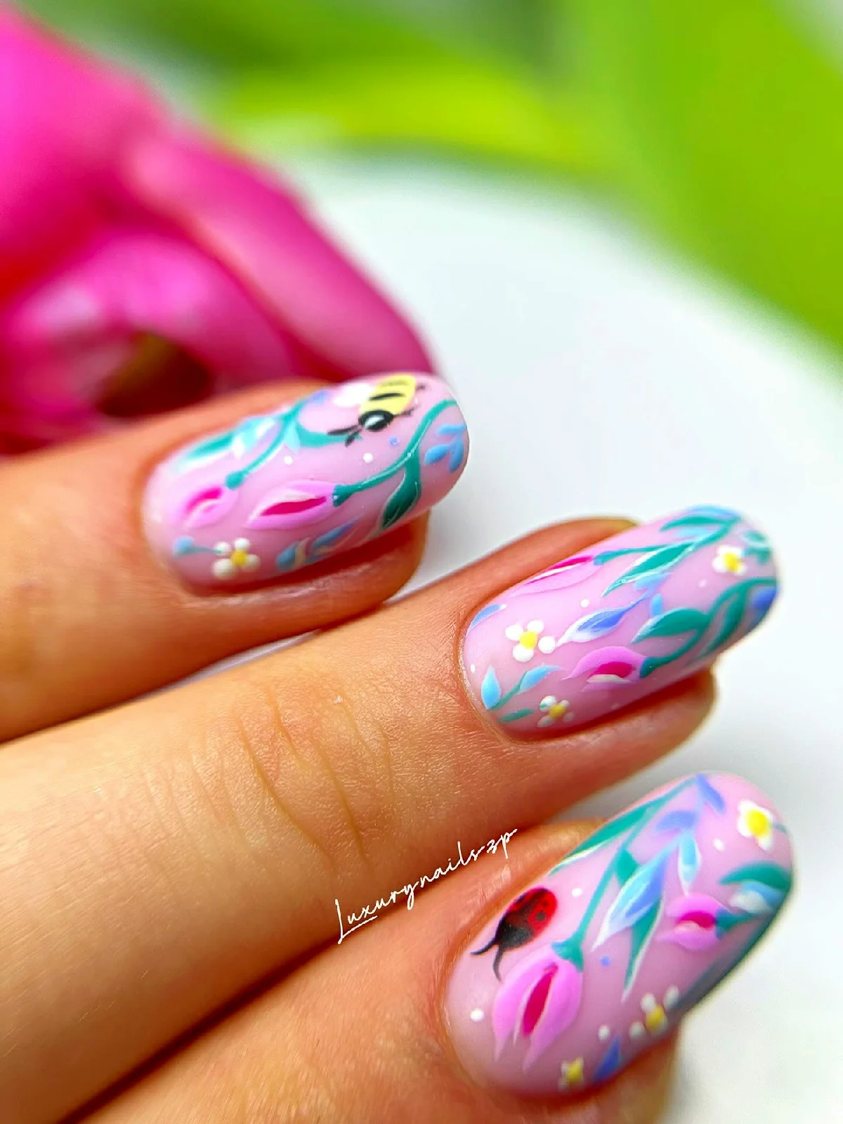 Inspired by @luxury.nails.zp